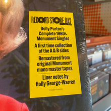 Load image into Gallery viewer, DOLLY PARTON - THE MONUMENT SINGLES COLLECTION 1964-1968 (LP)