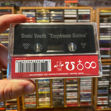 Load image into Gallery viewer, SONIC YOUTH - DAYDREAM NATION (2xLP/CASSETTE/CD)