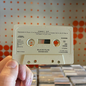 [USED] BLACK FLAG - DAMAGED (CASSETTE)