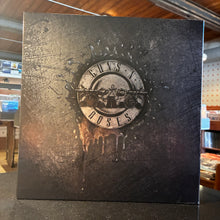 Load image into Gallery viewer, [USED] GUNS 'N' ROSES - USE YOUR ILLUSION (DLX 12xLP + BLU-RAY BOX SET)
