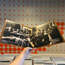 Load image into Gallery viewer, [USED] ROLLING STONES - BEGGAR'S BANQUET (2xLP+7" FLEXIDISC)
