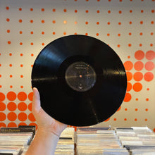 Load image into Gallery viewer, [USED] WOLF ALICE - VISIONS OF A LIFE (2xLP)
