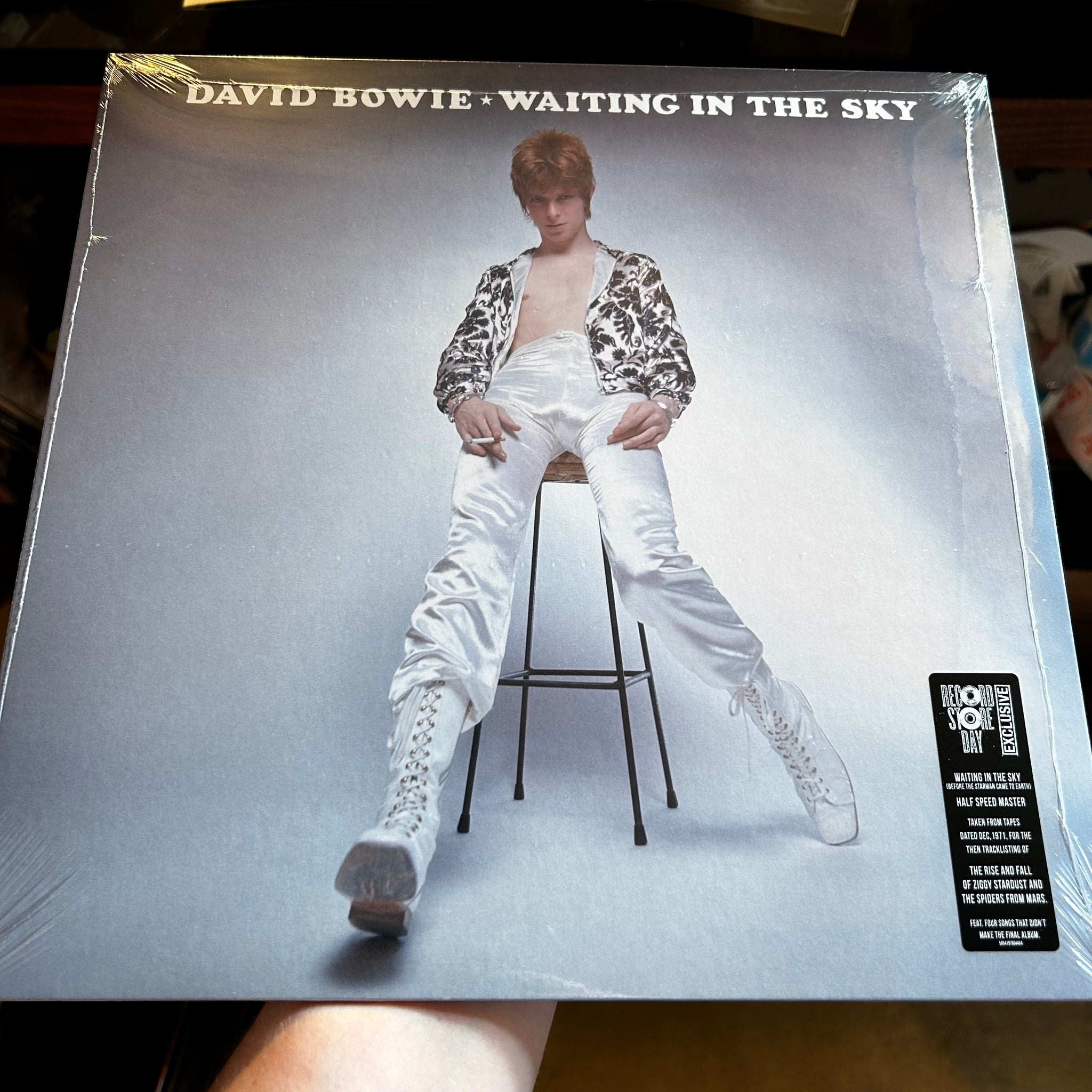 DAVID BOWIE - WAITING IN THE SKY (BEFORE THE STARMAN CAME TO EARTH 