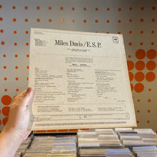 Load image into Gallery viewer, [USED] MILES DAVIS - E.S.P. (LP)
