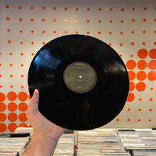 Load image into Gallery viewer, [USED] ALLMAN BROTHERS BAND - THE DEFINITIVE ALLMAN BROTHERS BAND COLLECTION (6xLP BOX SET + BOOK)
