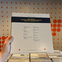Load image into Gallery viewer, [USED] GRATEFUL DEAD - DAVE&#39;S PICKS VOLUME 23: MCARTHUR COURT, UNIVERSITY OF OREGON, EUGENE, OR, 1/22/78 (5xLP BOX SET)
