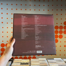 Load image into Gallery viewer, [USED] BAND - STAGE FRIGHT (LP+7&quot;+2xCD+BLU-RAY BOX SET)
